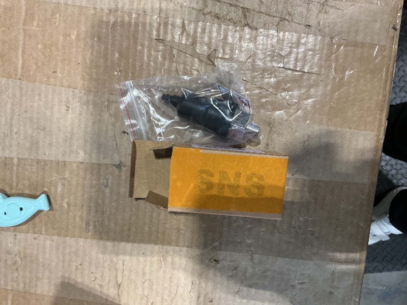Photo 1 of 1/8 Inches Pneumatic Adjustable Pump Pressure Control Switch QPM11-NC Normally Close