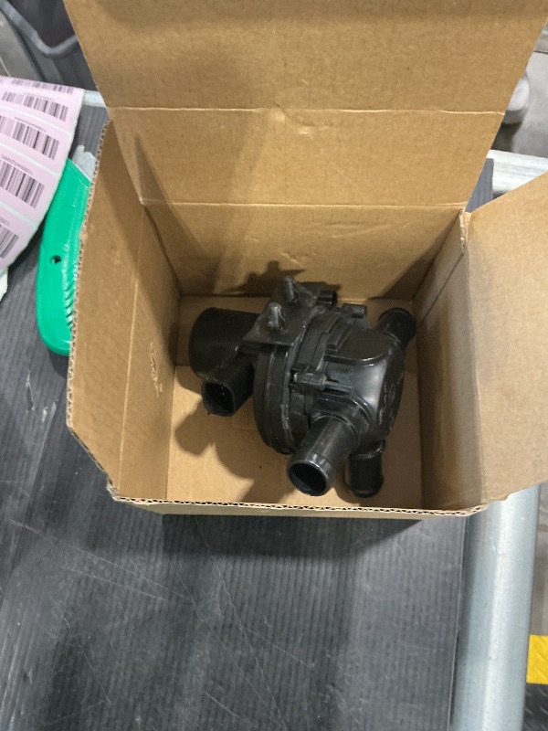 Photo 1 of *UNTESTED*
AITKEN HVAC 3 Way Heater Control Valve Electric Coolant Valve Compatible with 2013-2024 RAM 1500&Classic 3.6L V6 5.7L V8 P/N 52014892AC.
