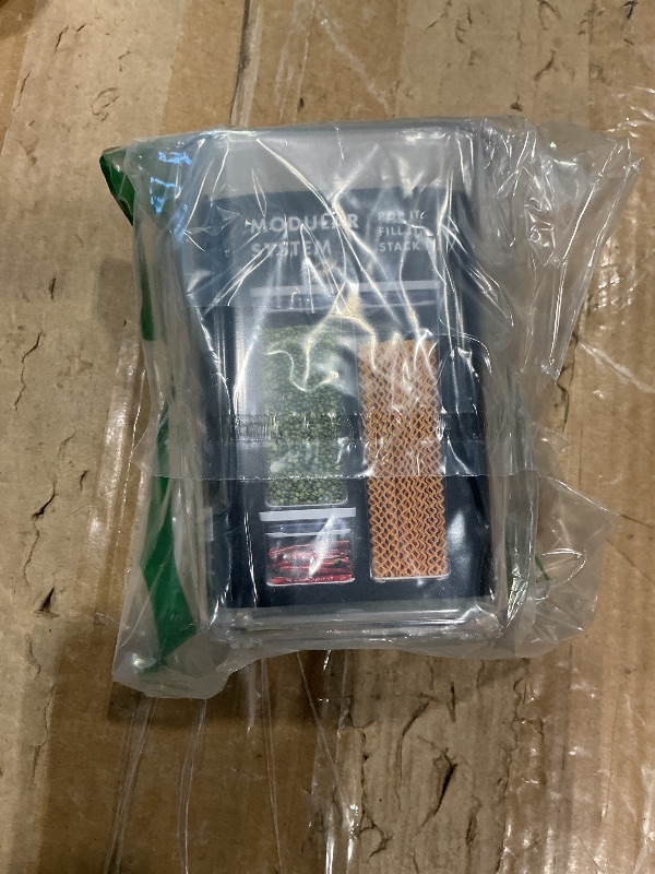 Photo 1 of ***MISSING LID*** OXO Good Grips POP Container - Airtight Food Storage - Small Square Short 1.1 Qt Ideal for 1 lb of brown sugar or confectioner's sugar