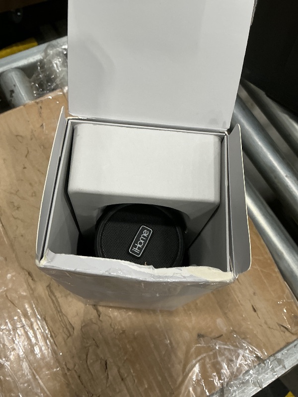 Photo 1 of **USED** ihome speaker