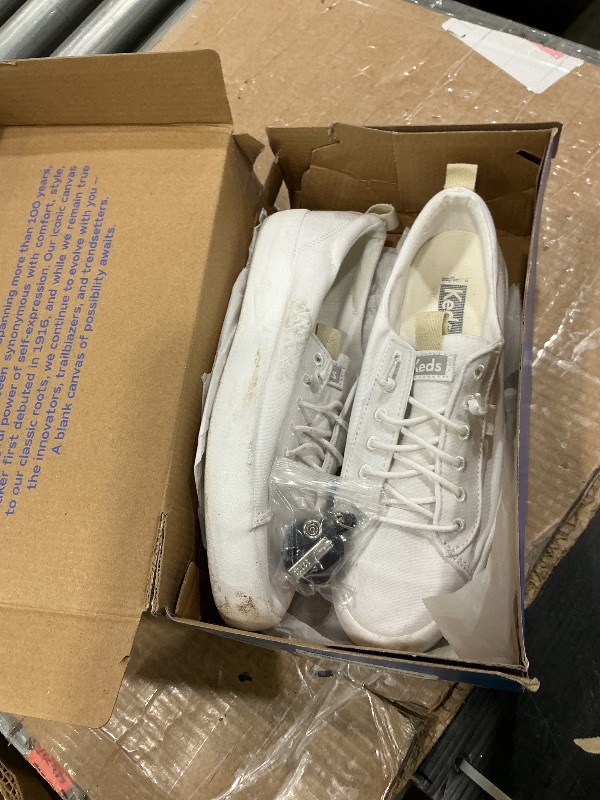 Photo 1 of **ITEM IS DIRTY/or stinks check clerk comments**
Keds Kickback Canvas Slip on, Sneaker Womens, White, 7 Medium