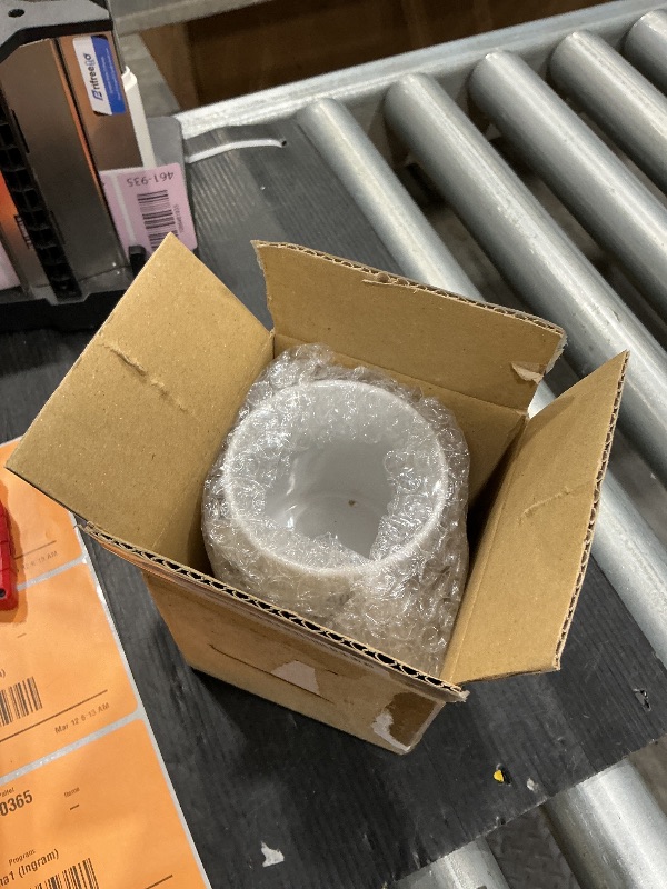 Photo 1 of ** sold as is no refund/return** see comments!
Coffee mug