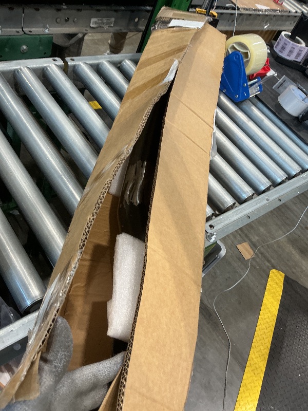 Photo 1 of ***MISSING PARTS, VIEW IMAGES*** Mountainpeak Rear Fuel Tank Support Crossmember Fit for 1999-2006 Chevy Silverado and GMC Sierra 1500 2500 2500HD