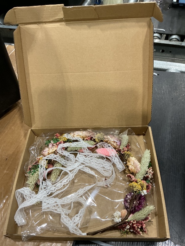 Photo 1 of *MINOR DAMAGE - USED*
Nuanchu Dried Flower Wedding Headband Flower Crown Real Floral Bridal Bridesmaid Headpiece with Ribbon Maternity Photo Props(Pink,Stylish)