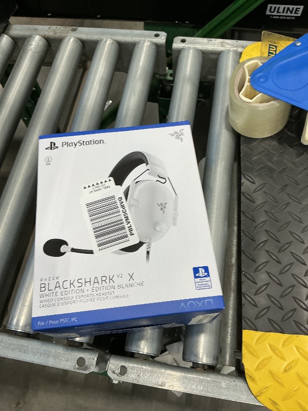 Photo 1 of ***LOW VOLUME*** Razer BlackShark V2 X PlayStation Gaming Headset: 50mm Drivers - Cardioid Mic - Lightweight - Comfortable, Noise Isolating Earcups - for PS5, Xbox Series X, PC, Switch via 3.5 mm Audio Jack - White