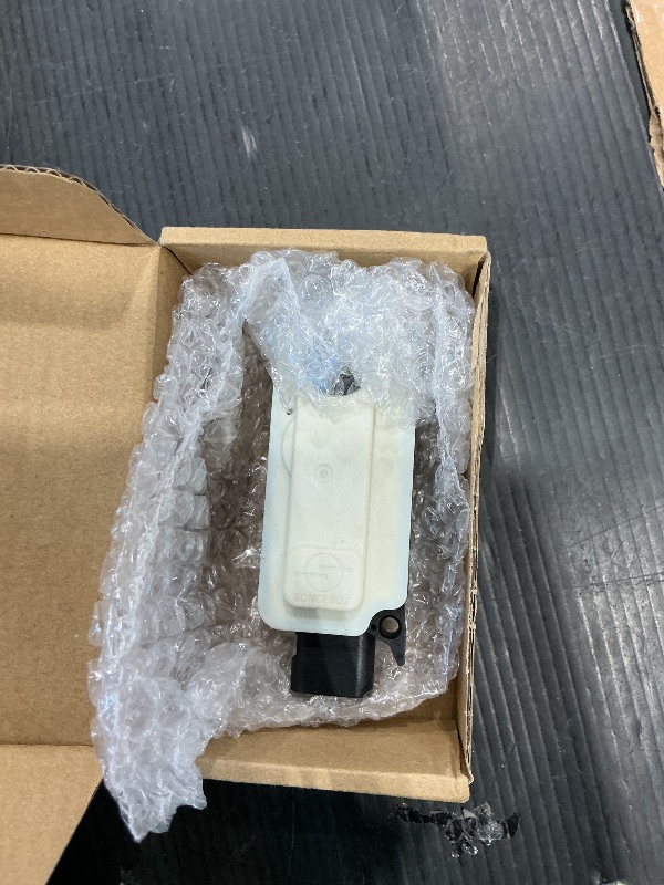 Photo 1 of *UNTESTED*
LENMISO Active Grille Shutter Motor Air Actuator Motor Compatible with Dodge Ram 1500 2019 2020 2021 Replace 5877R1006, 68298531