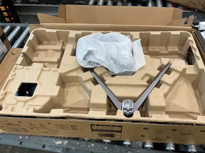 Photo 1 of **FOR PARTS**AOC Q27G4ZD 27" QD OLED Gaming Monitor, QHD 2560 x 1440, 240Hz 0.03ms, HDMI 2.0 x2, Display Port x2, G-Sync Compatible, Console Gaming Ready, 3-Year Zero-Bright-Dot