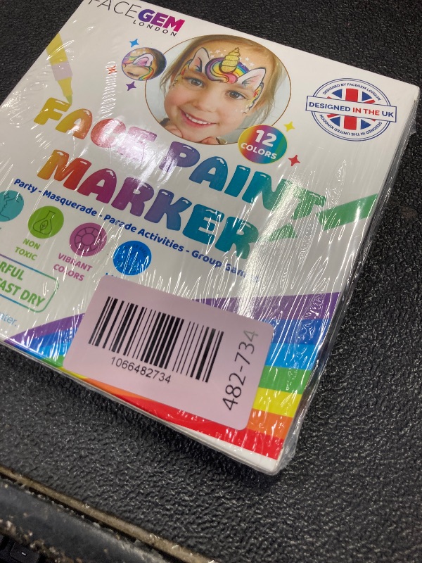 Photo 1 of 12 Colour Face Paint – Water-Based – Mess-Free Face Painting Kit with Stencils – Fast-Drying, Washable, Easy to Clean, Non-Toxic Face Paint for Festivals, Parties, Masquerade, Fancy Dress, Carnival