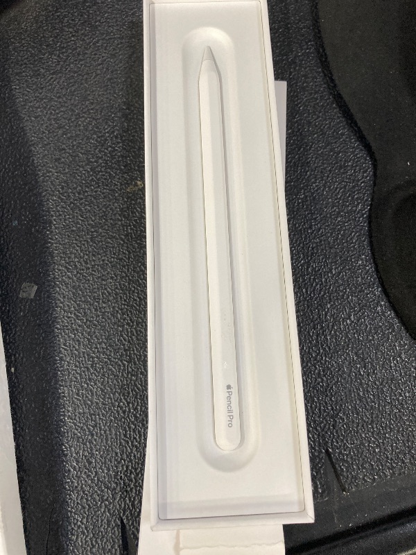 Photo 1 of **It doesnt work, to use for parts**Apple Pencil Pro: Latest Model - Device Compatibility Check Required - Pixel-Perfect Precision, Tilt and Pressure Sensitivity, Perfect for Note-Taking, Drawing, and Art. Charges and Pairs Magnetically