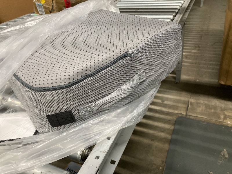 Photo 1 of **NOTE: The description and photo are merely representative.**
Gwremzlox?Shower Seat Cushion, Soft Chair Pad for Elderly Bathing?Easy to Clean & Quick Dry?Using 4D air Fiber Material?Suitable for Shower Seats, Bathtub Baths, Poolside Rest, Dressing Room S