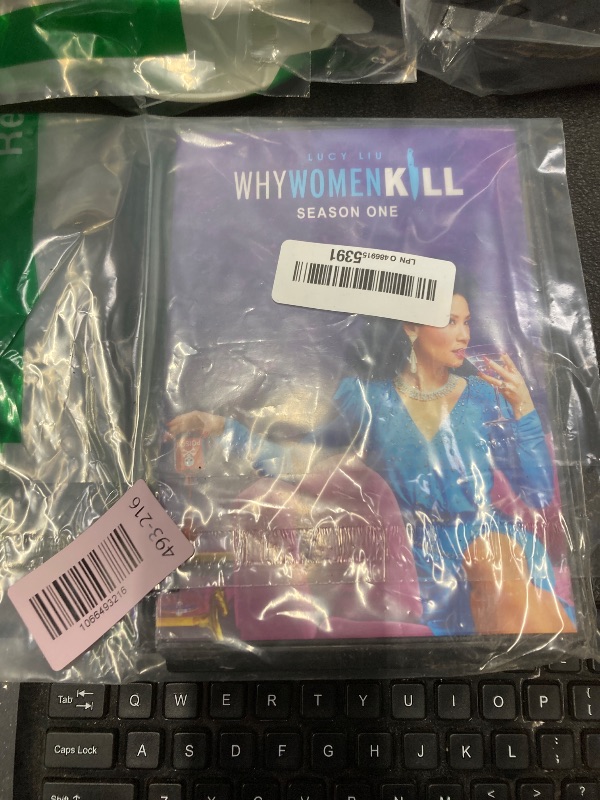 Photo 1 of *Case damaged* Why Women Kill: Season 1