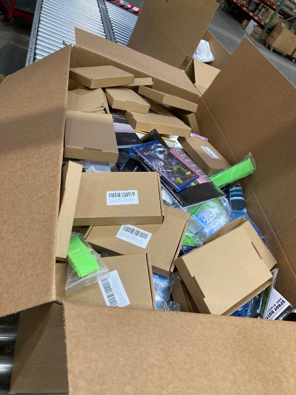 Photo 1 of ****NO RETURN. NO REFUND**** Variety Box: Medium | See Notes for Details