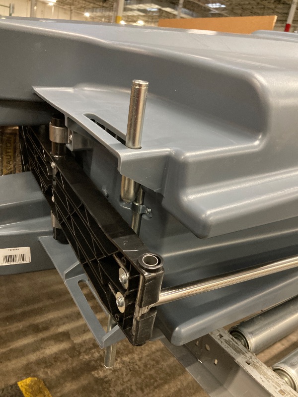 Photo 1 of ***MISSING WHEELS***Rubbermaid Commercial Products Brute Step-On Rollout Trash/Garbage Can/Bin with Wheels 32 GAL Gray for Restaurants/Hospitals/Back of House/Warehouses/Home