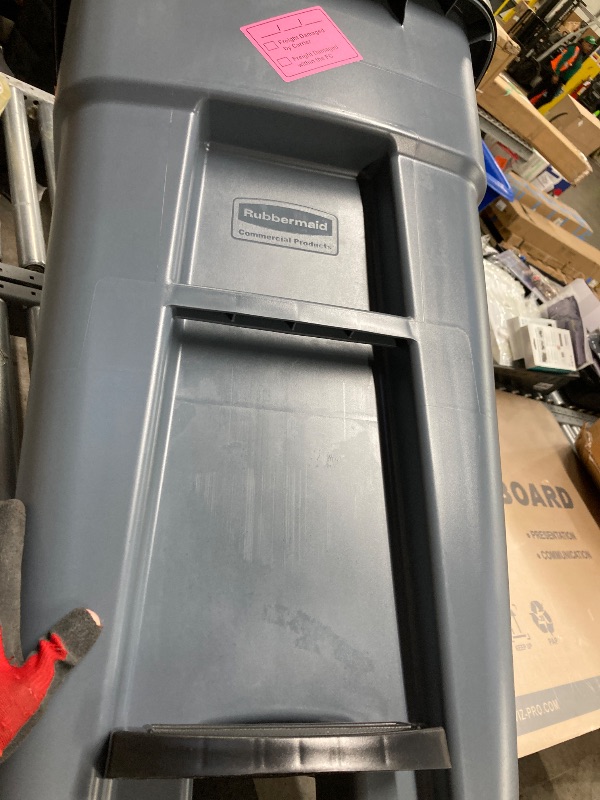 Photo 1 of ***MISSING WHEELS***Rubbermaid Commercial Products Brute Step-On Rollout Trash/Garbage Can/Bin with Wheels 32 GAL Gray for Restaurants/Hospitals/Back of House/Warehouses/Home