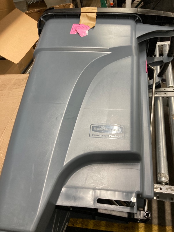 Photo 1 of ***MISSING WHEELS***Rubbermaid Commercial Products Brute Step-On Rollout Trash/Garbage Can/Bin with Wheels 32 GAL Gray for Restaurants/Hospitals/Back of House/Warehouses/Home