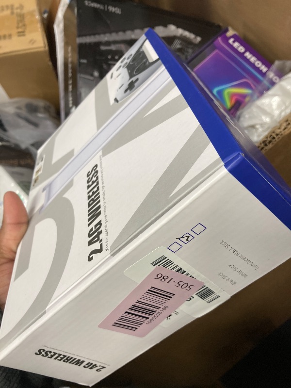 Photo 1 of ***SELLING AS PARTS ONLY*** Upgrade Retro Gaming Console Pro, Wireless Retro Game Stick Console with 20000+ Games, Built-in 23 Game Emulators, Video Games Plug and Play with Upgrade Dual 2.4G Wireless Controllers White (64G)