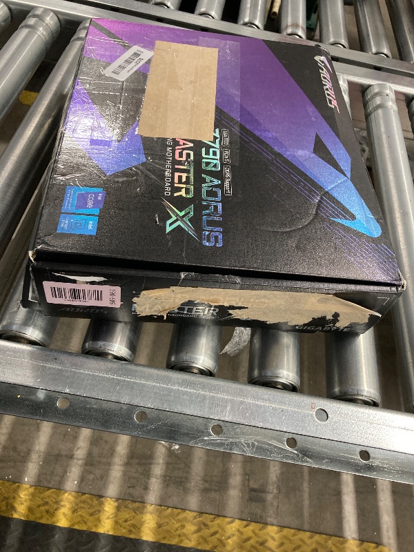 Photo 1 of ***Damaged, bent pins on CPU slot, it’s not permitted to Return, Not Refund***GIGABYTE Z790 AORUS Master X (LGA 1700/ Intel Z790 X/EATX/ DDR5/ 5* M.2/ PCIe 5.0/ USB 3.2 Type-C/Wi-Fi 7/ 10GbE LAN/Q-Flash Plus/EZ-Latch Plus/Motherboard)