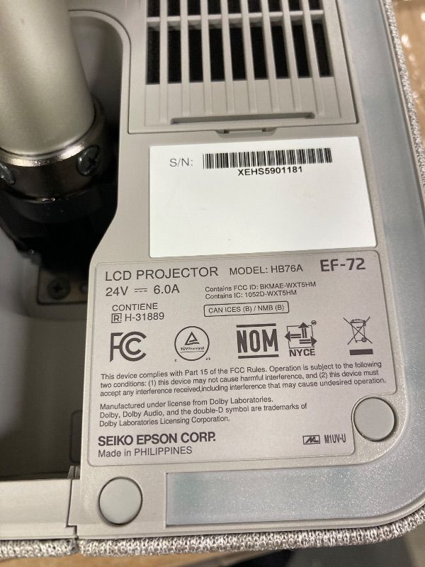 Photo 1 of **MISSING PARTS/NO POWER WIRE**Epson LifeStudio Flex Plus 3840x2160 1,000 Lumens LCD Projector HB76A