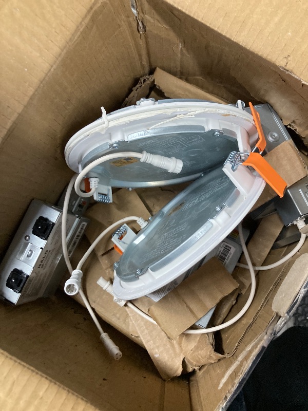 Photo 1 of ***MISSING -SELLING AS PARTS ONLY*** HALO HLB Recessed Lighting 6 Inch LED Thin Canless, Dimmable w/Selectable Color Temperatures, 6-Pack -HLB6099FS1EMWR-6PK