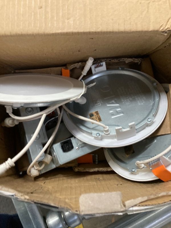 Photo 1 of ***MISSING -SELLING AS PARTS ONLY*** HALO HLB Recessed Lighting 6 Inch LED Thin Canless, Dimmable w/Selectable Color Temperatures, 6-Pack -HLB6099FS1EMWR-6PK