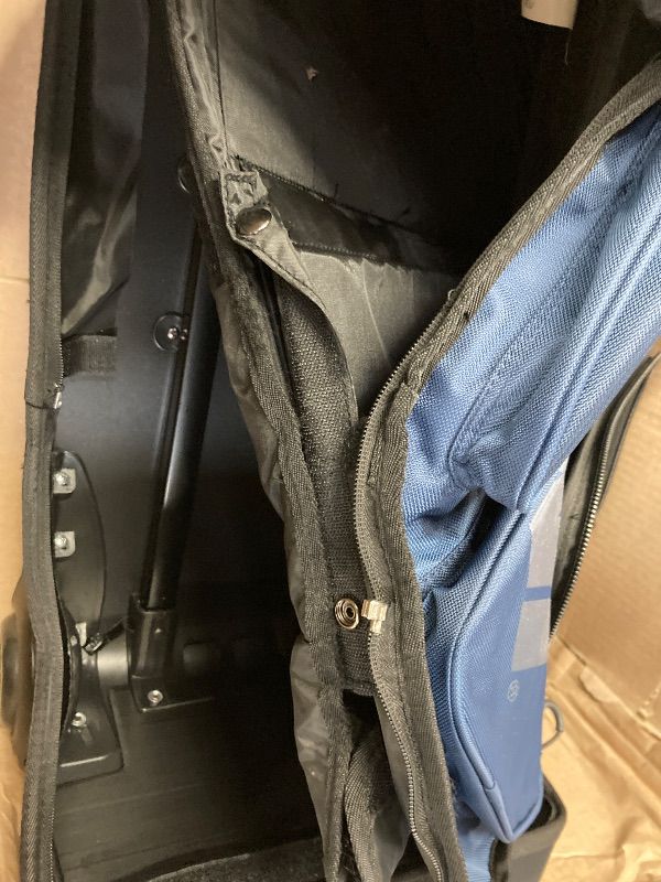 Photo 1 of **MAIN ZIPPER BROKE**DEMARINI Wilson Special Ops Front Line Wheeled Bag