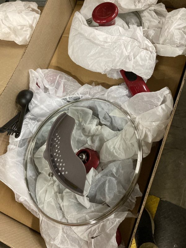 Photo 1 of ***MISSING PIECES -SELLING AS INCOMPLETE SET ONLY*** T-fal B039SE64 B039SE Excite ProGlide Nonstick Thermo-Spot Heat Indicator Dishwasher Oven Safe Cookware Set, 6-Piece, Red, 2.3 Rio