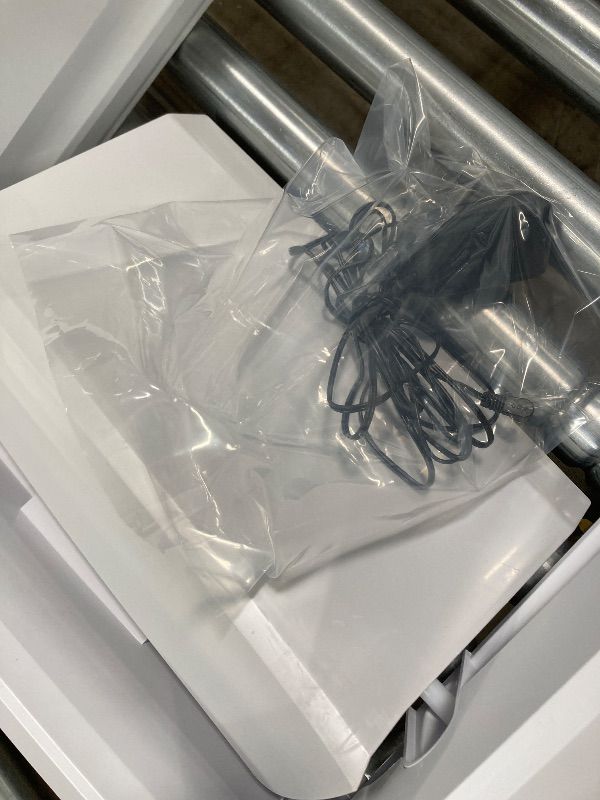 Photo 1 of ***MISSING PARTS -SELLING AS PARTS ONLY*** PetSafe ScoopFree Crystal Plus Automatic Self-Cleaning Cat Litter Box System – Not Enclosed – Advanced Odor Control – Includes 1 Disposable Crystal Litter Tray – White (PAL00-18016)