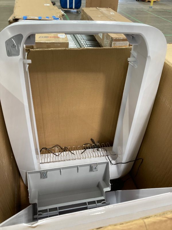 Photo 1 of ***MISSING PARTS -SELLING AS PARTS ONLY*** PetSafe ScoopFree Crystal Plus Automatic Self-Cleaning Cat Litter Box System – Not Enclosed – Advanced Odor Control – Includes 1 Disposable Crystal Litter Tray – White (PAL00-18016)