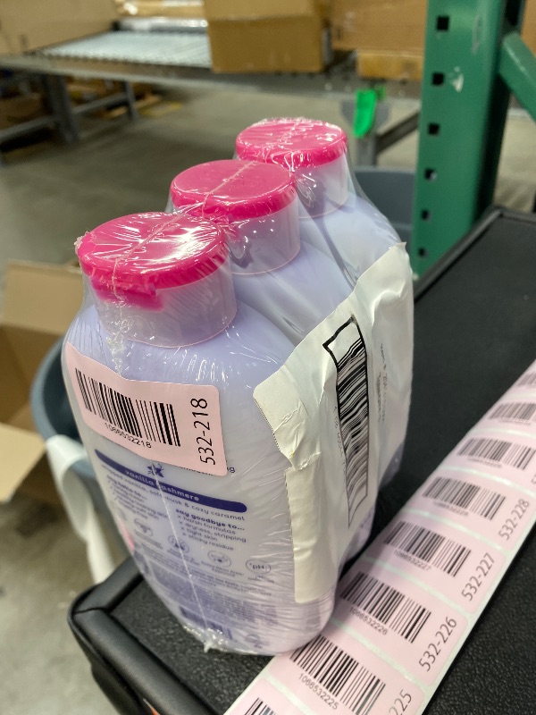 Photo 1 of ****** 3 PACK*****eos Cashmere Body Wash – Vanilla Cashmere, Moisturizing Body Wash, Creamy Gel Formula, with Shea Butter, Glycerin, Vitamin E, pH Balanced, Sensitive Skin, Vegan, 16 fl oz