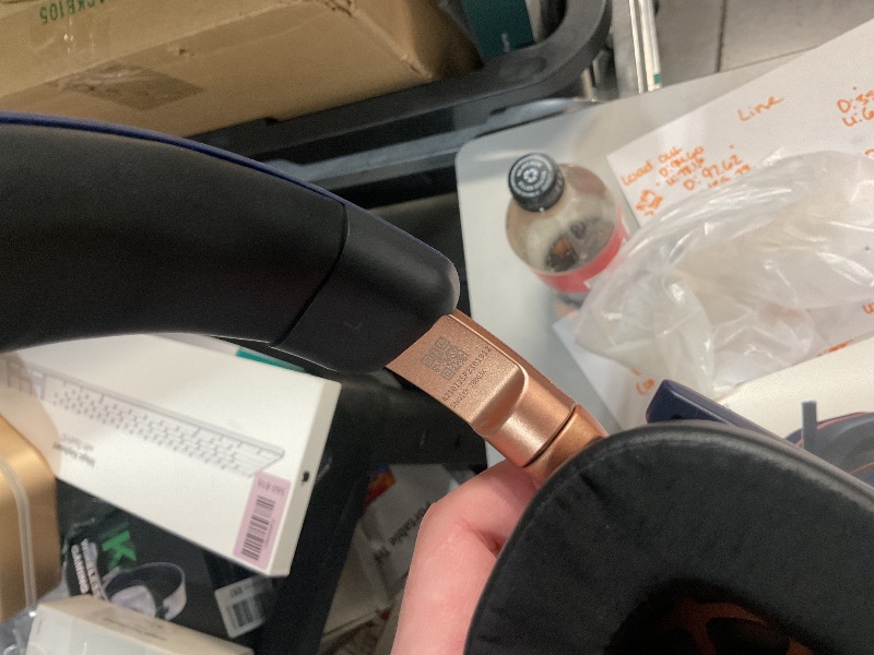 Photo 1 of ***MISSING PARTS***
Turtle Beach Stealth 700 Gen 3 Wireless Multiplatform Amplified Gaming Headset for Xbox Series X|S, Xbox One, PC, PS5, Mobile – 60mm Drivers, AI Noise-Cancelling Mic, Bluetooth, 80-Hr Battery – Cobalt