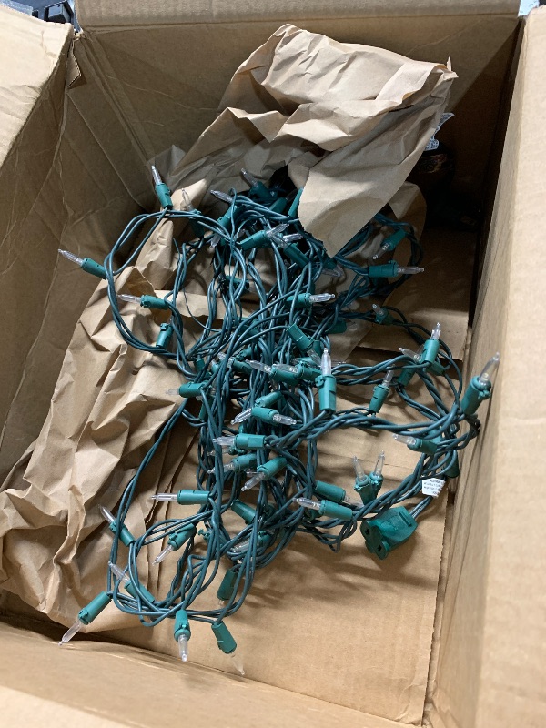 Photo 1 of ***(PARTS ONLY/MINOR DAMAGE/ NON FUNCTIONAL)***HISHINY Christmas Lights 100 Count Clear Christmas Tree Lights String with Green Wire for Outdoor Indoor Christmas Decorations Wedding Decorations Valentines Day Decor,UL Certified (21feet)