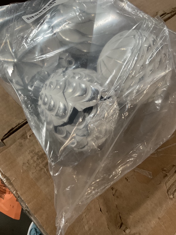 Photo 1 of * one is broken*
4 Extra Large Christmas Balls Set 4.72’’ Rustic Vintage Decorative Hanging Ornaments White and Silver Farmhouse Distressed Xmas Balls for Retro Traditional Style Christmas Tree Decorations