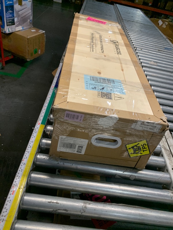 Photo 1 of ***MAJOR DAMAGE, SEE PHOTOS*** Rugcel 1500 lb Stretchable Receiver Hitch Mounted Hydraulic Swivel Pickup Truck Crane, with Three Boom Capacities of 750 lb, 1000 lb and 1500 lb (Hitch Crane 1500LB)