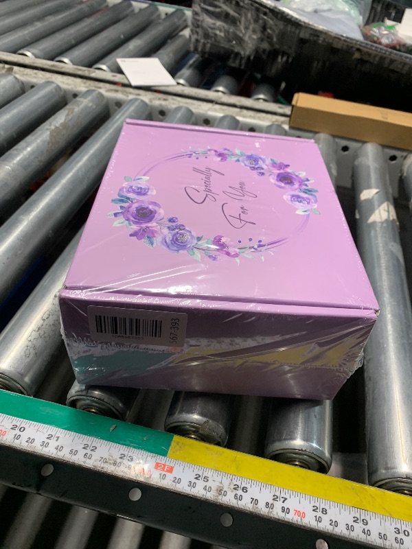 Photo 1 of ***FACTORY SEALED*** Birthday Gifts for Women Friendship, Lavender Relaxing Spa Gifts Basket for Women Self Care Gifts, Thank You Gifts Bath Set Valentines Day Gifts for Mom Her Friends Wife Sister Coworker Nurse Teacher