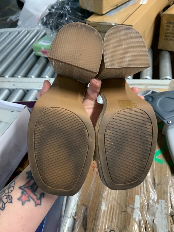 Photo 1 of ***(HEAVILY USED/ MINOR DAMAGE)***DREAM PAIRS Heels for Women Block Chunky Platform High Heels Open Toe Fashion Wedding Party Evening Prom Dance Ankle Strap Dress Pump Sandals Shoes,Size 8,Gold-Glitter