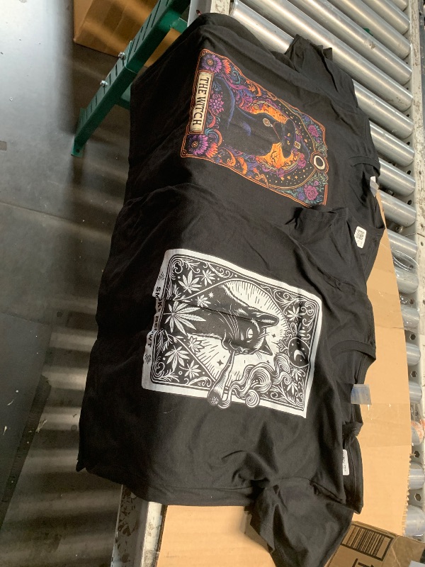 Photo 1 of ***STOCK PHOTO FOR REFERENCE ONLY***The Witch Cat Tarot Card Halloween Vintage Gothic T-Shirt