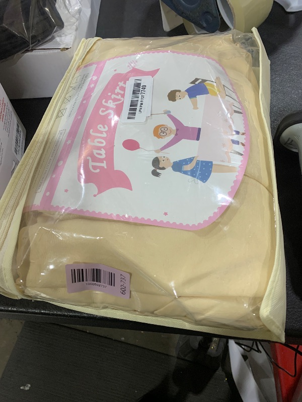 Photo 1 of 1 Pack Champagne Tablecloths for Rectangle Tables 6ft, Wrinkle Resistant Spandex Tablecover Fitted Stretch Table Cloth with Pleated Ruffle Table Skirts for Party Banquet Dining Birthday Wedding