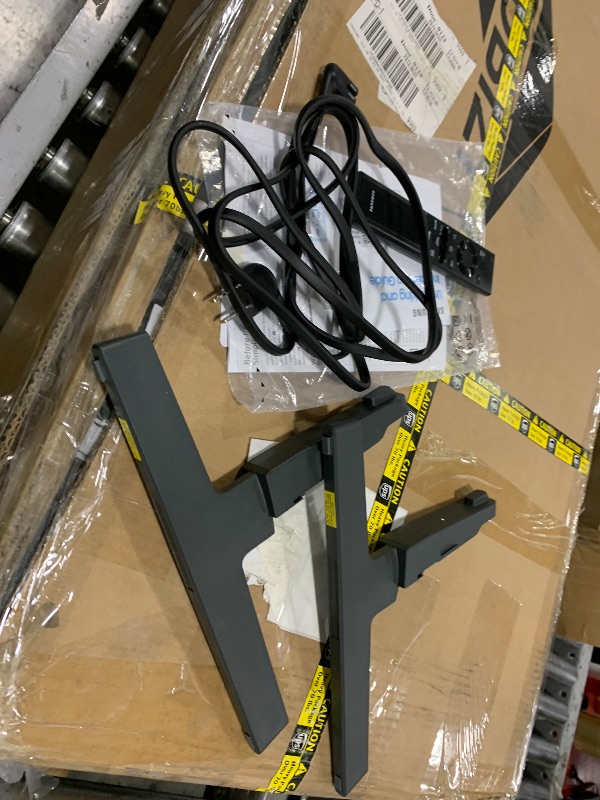 Photo 1 of **PARTS ONLY BROKEN** Samsung UN75U7900F 75 inch Class U7900 Series 4K UHD Smart TV (2025)