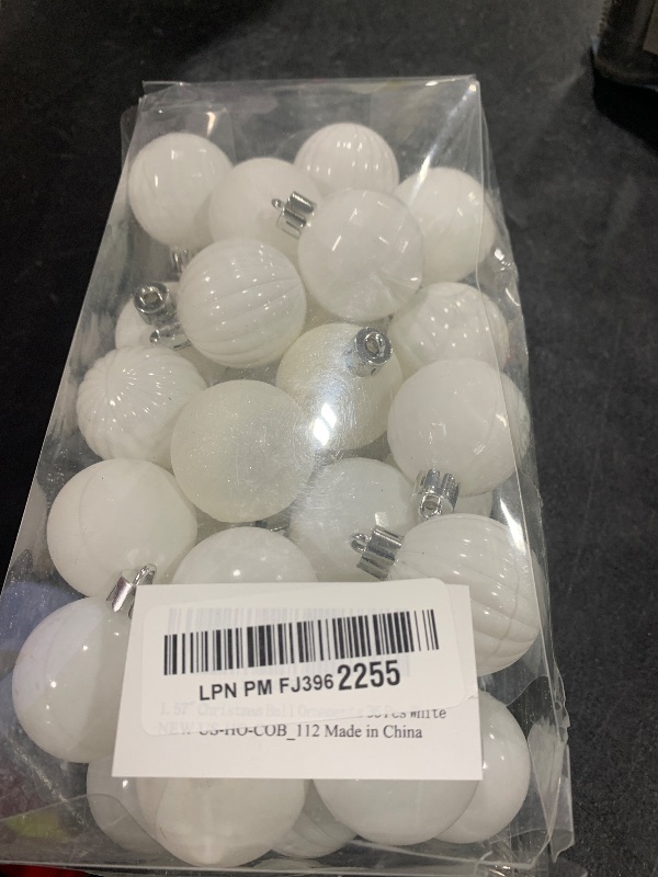 Photo 1 of 1.57" White Christmas Ornaments for Christmas Tree 36 Pcs Mini Shatterproof Balls Christmas Tree Decorations Small Xmas Ornaments Balls with Hanging Loop for Wedding Holiday Party Wreath Home Decor