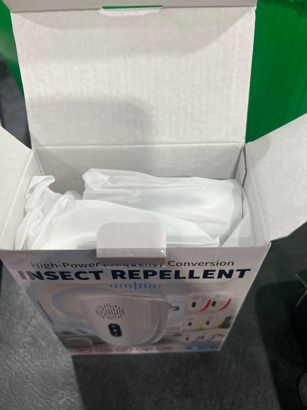 Photo 1 of (2025 Upgraded) Ultrasonic Insect & Pest Indoor Repeller, Plug-in Control Device Repellent for Rodent, Mice, Rats, Roaches, Ants, Spiders, Mosquitoes, Bugs, Home, 3 Mode Switching (6 Pack)