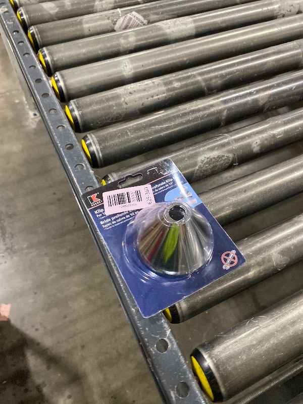 Photo 1 of
Plumb Pak K857-20 Clip on Deep Flange Cover for 1/2 in. Pipe, Chrome