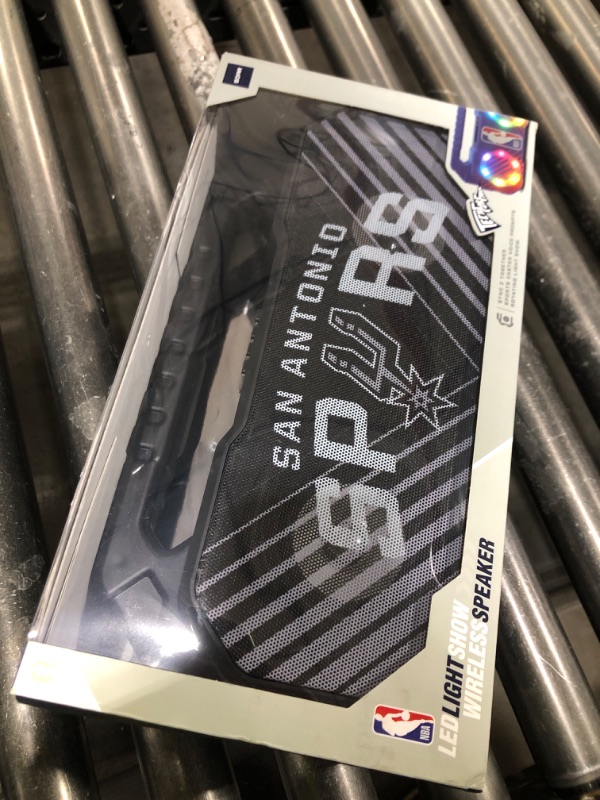 Photo 1 of ?SOAR NBA Wireless Boombox Speaker, San Antonio Spurs
