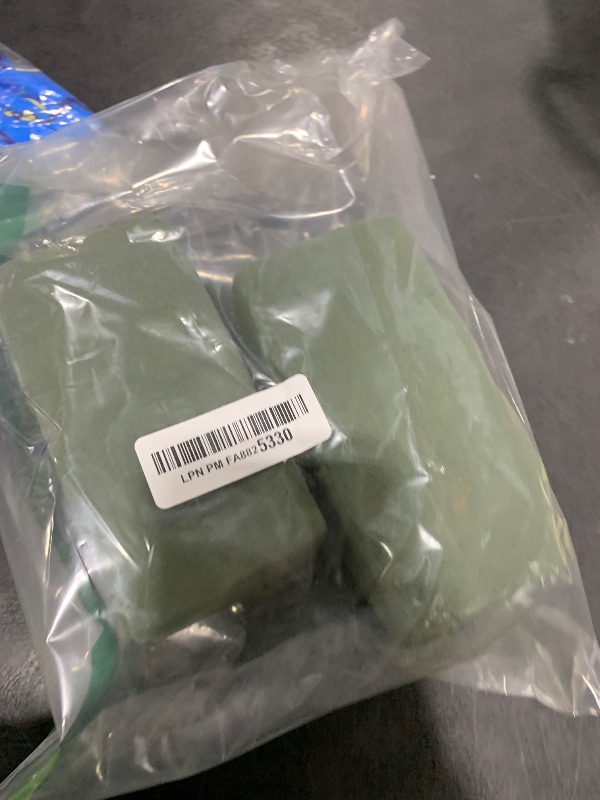 Photo 1 of 4- Cly Gentle Grip Green Foam Floral Blocks