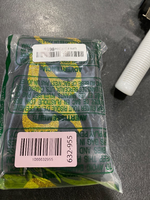 Photo 1 of 10 Pcs Senior Sashes Class of 2026 Gold Glitter Letter Celebration Competition Sash Graduation Party Supplies Black