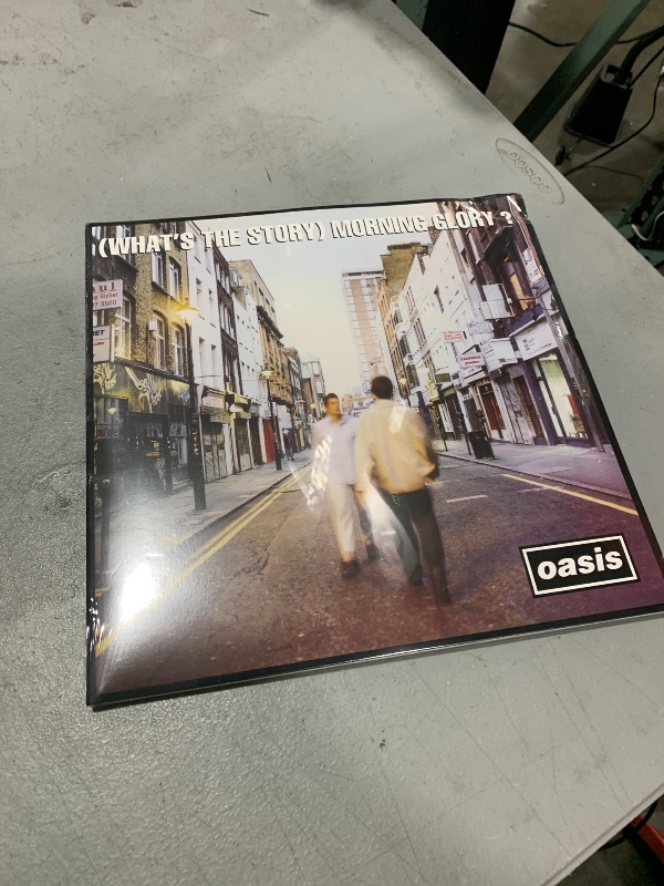 Photo 1 of (What's The Story) Morning Glory? (Remastered)