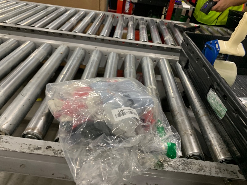 Photo 1 of 100 Pcs Christmas Red Green Balloons 12 Inch Red Green and White Latex Balloons with 65ft Ribbon for Christmas Birthday Baby Shower Party Decorations