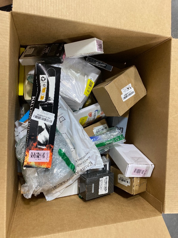 Photo 1 of Nellis Variety Box: Small (Please see clerk notes)
