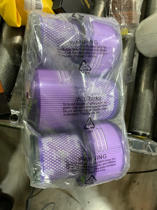 Photo 1 of PACK OF VACUUM FILTERS UNKNOWN MAKE/MODEL