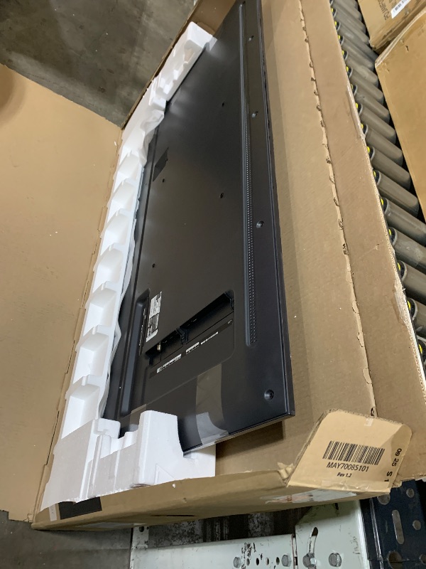 Photo 1 of *FOR PARTS ONLY* LG 55-Inch Class UR9000 Series Alexa Built-in 4K Smart TV (3840 x 2160),Bluetooth, Wi-Fi, USB, Ethernet, HDMI 60Hz Refresh Rate, AI-Powered 4K