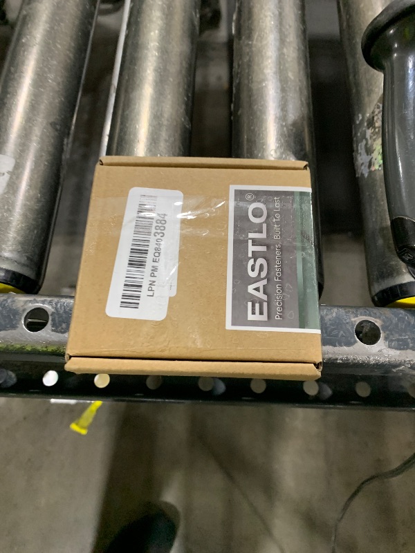 Photo 1 of #10-24 x 2-1/2" Pan Head Machine Screw, Phillips Drive, 304 Stainless Steel 18-8, Bright Finish, Fully Machine Thread, 25 Pcs